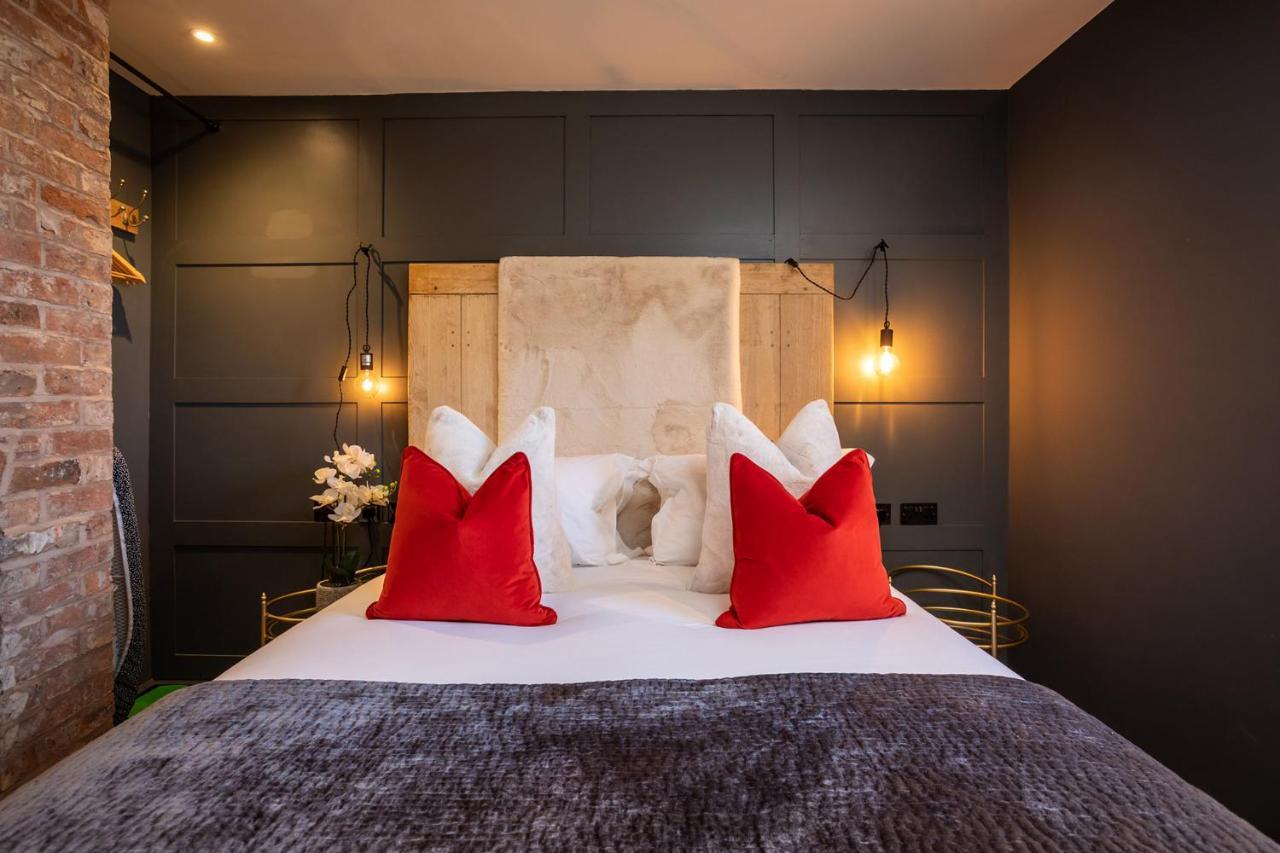 The Walled Garden At Cheshire Boutique Bathhouse Нантвіч Екстер'єр фото