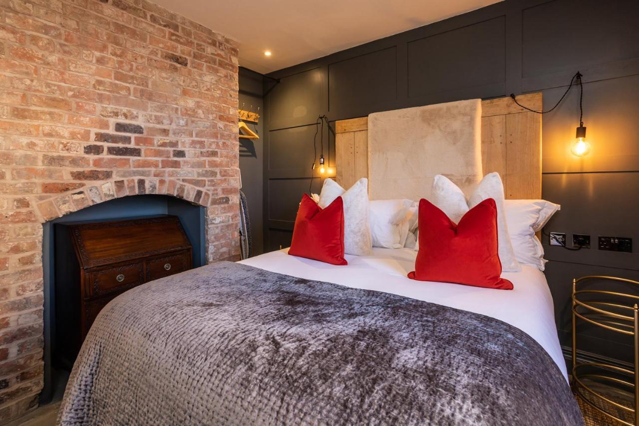 The Walled Garden At Cheshire Boutique Bathhouse Нантвіч Екстер'єр фото