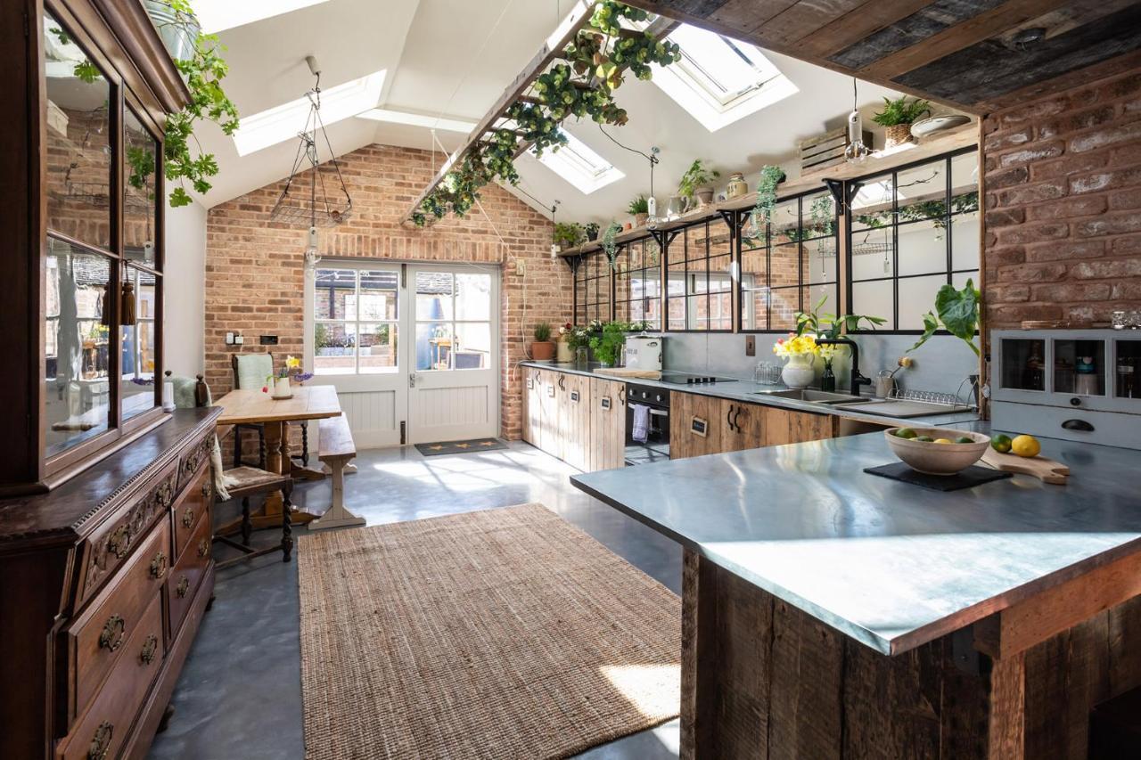 The Walled Garden At Cheshire Boutique Bathhouse Нантвіч Екстер'єр фото