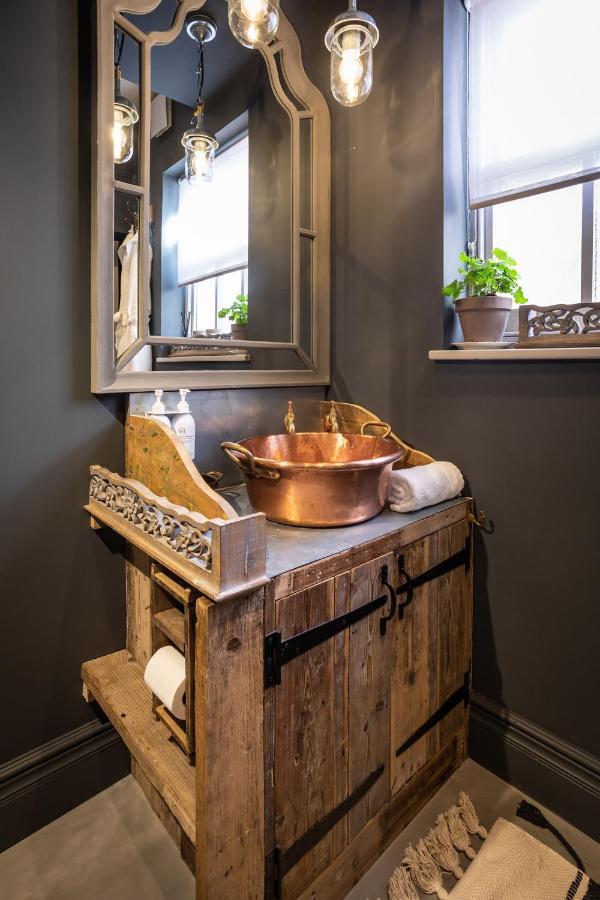 The Walled Garden At Cheshire Boutique Bathhouse Нантвіч Екстер'єр фото